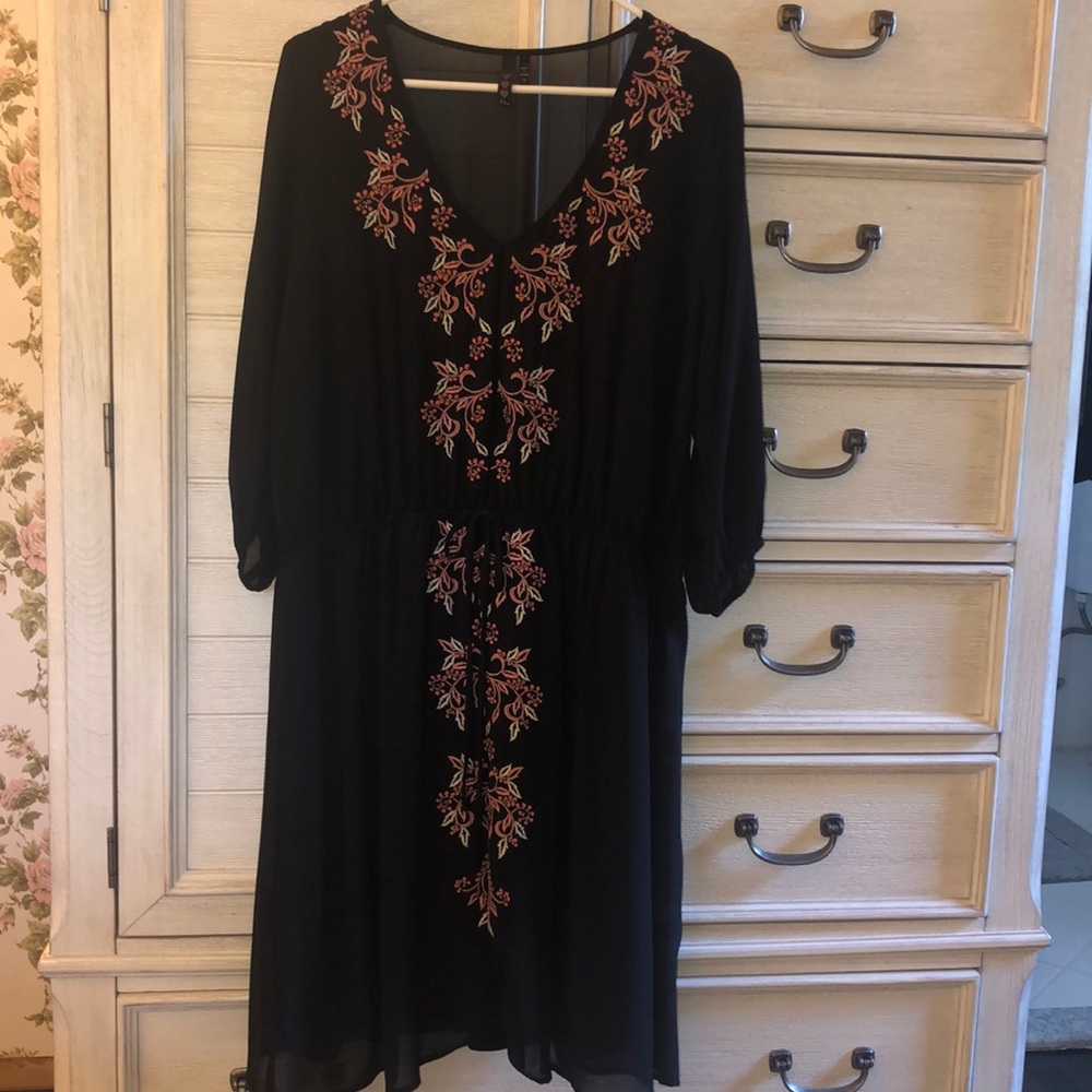 V neck chiffon beaded embellished chiffon dress